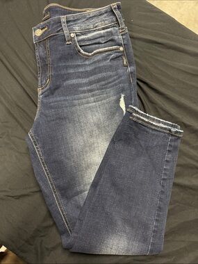 Silver Jeans Co Suki Skinny Jeans 34x27 Dark Wash Distressed Stretch Denim